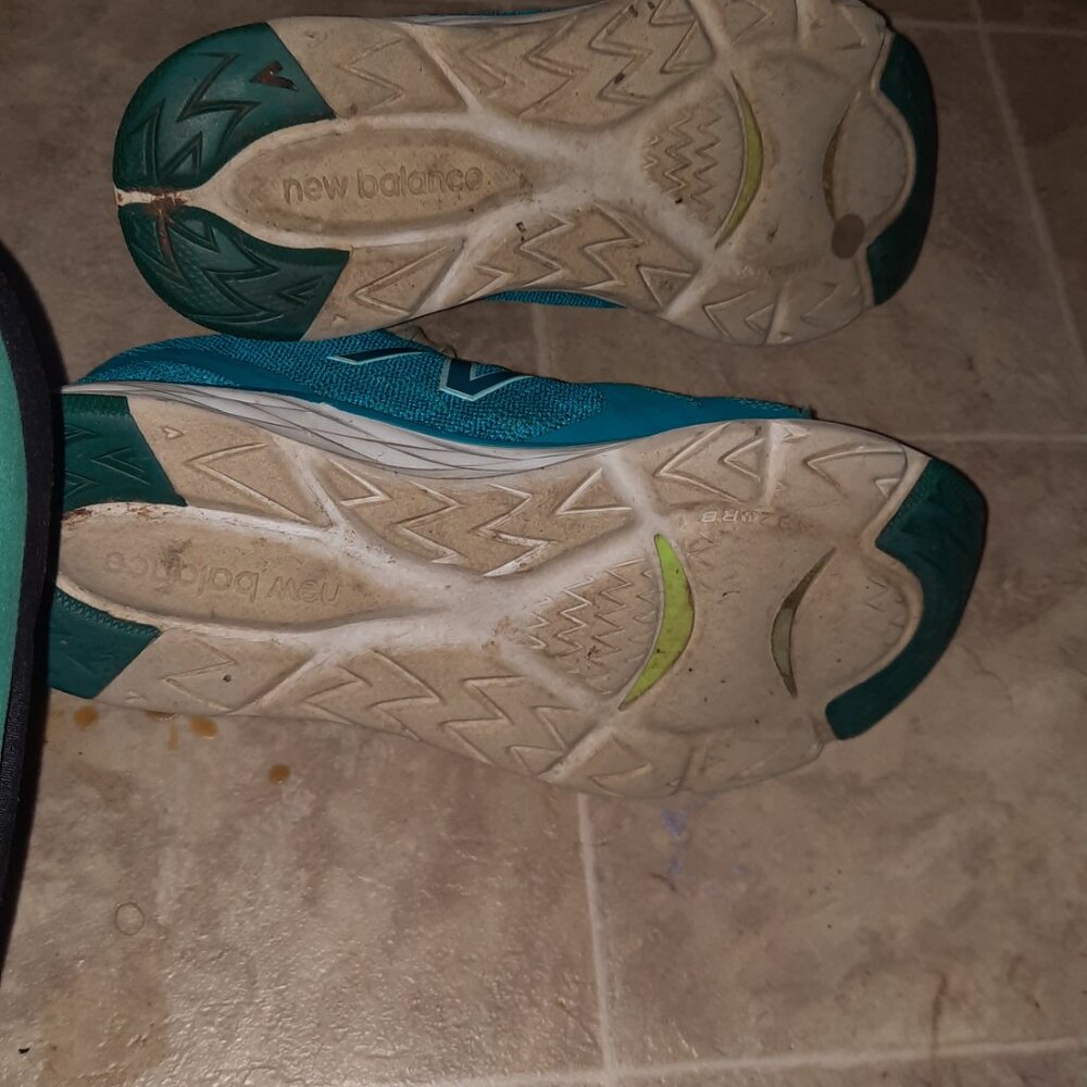 Newbalances - Picture 3 of 3